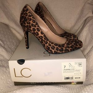 LC Lauren Conrad Blossom Leopard Heels sz 7 NIB